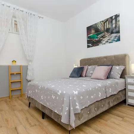 Apartment Cozy Center For 2